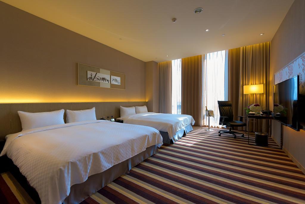 Grand Royal Hotel Toufen Zewnętrze zdjęcie